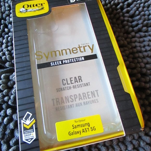 New in Retail Box OtterBox Symmetry Case for Samsung A51 5G Clear. - Picture 4 of 13